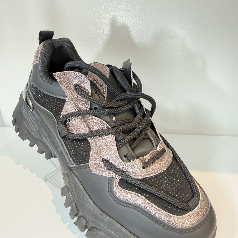 Elegant Black and Silver Women's Sneakers